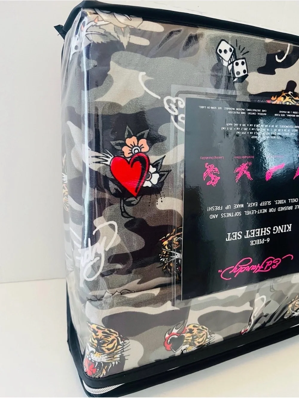 Ed Hardy Black Camo 6 Piece King Size Sheet Set Tigers Dice Hearts Roses